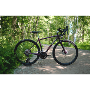 Genesis Croix de Fer 725